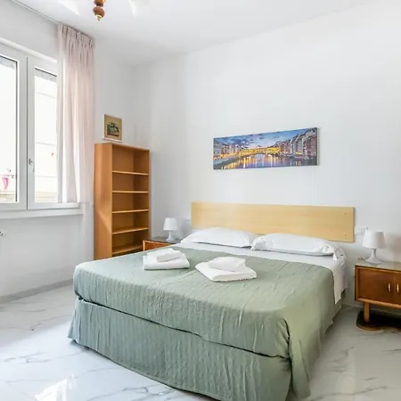Florence Comfortable Apartment Buitenkant foto